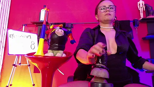 MistressSlut1 webcam