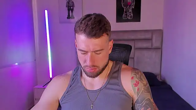 paul_rogerr webcam