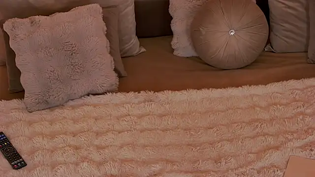 RubyLuxee webcam