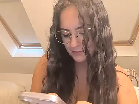 MoonlitLust webcam