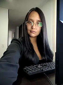 Esmeralda333 webcam