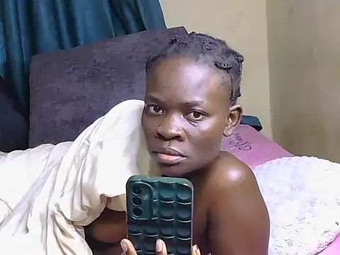 chocolate_peggy webcam