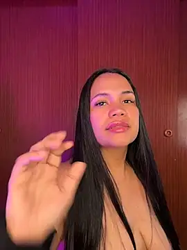 NoahJade webcam