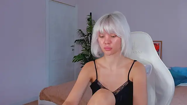 Monro_Doll webcam