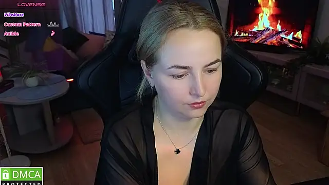 Mira_Mermayd webcam