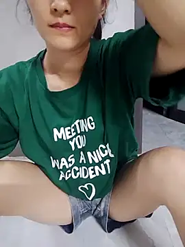 Asami_6868 webcam