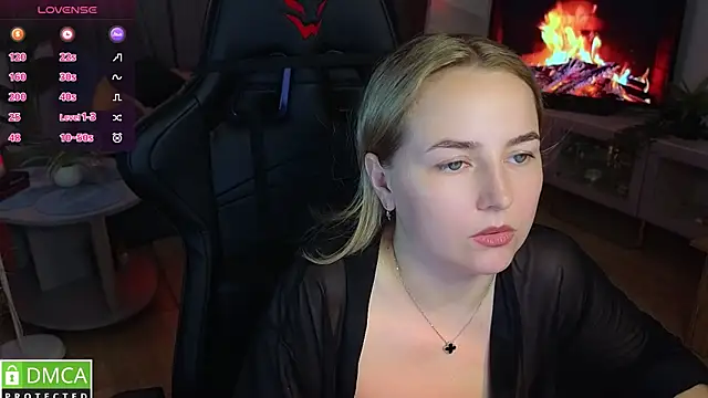 Mira_Mermayd webcam