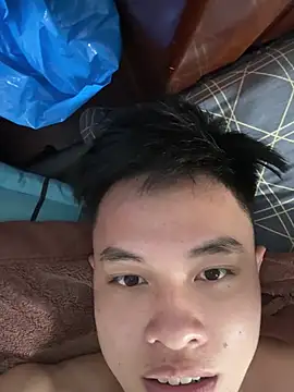 conkuhoangda live cam on StripChat