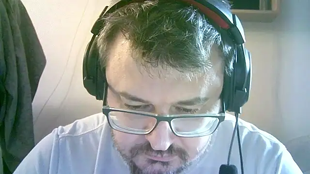 SirAbuser webcam
