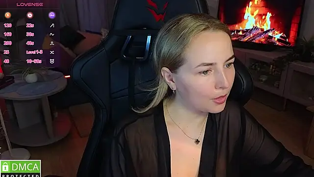Mira_Mermayd webcam