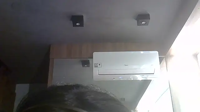 skinnykitten - SkinnyKitten's free webcam - UK Sex Cams