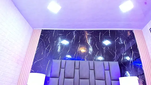 BustyGlow webcam