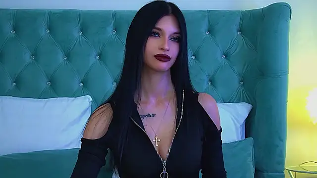 BeverlyMost live cam on StripChat