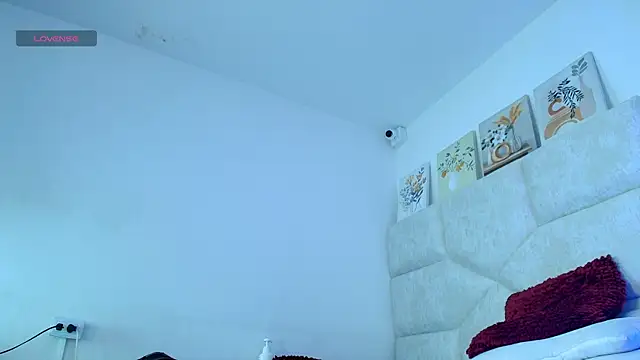 elizawiliamst webcam