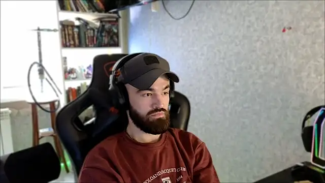 _Serious_Man webcam