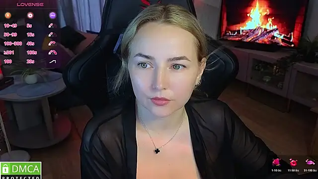 Mira_Mermayd webcam