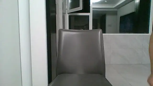 nole_china7 (Ask my age) - talk / fun / cum