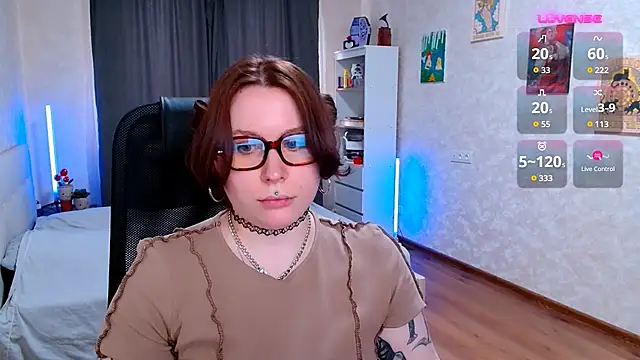 ur_geekgirl webcam