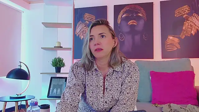 milfsecret69 webcam