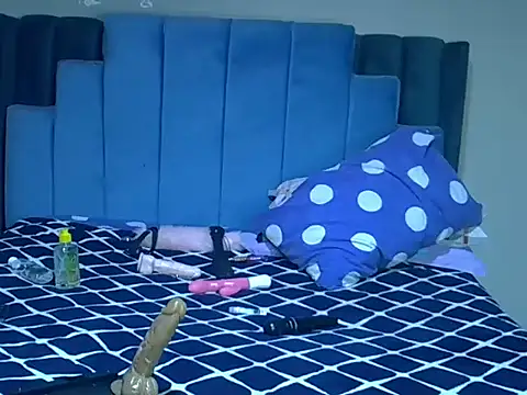 melanin_moon webcam