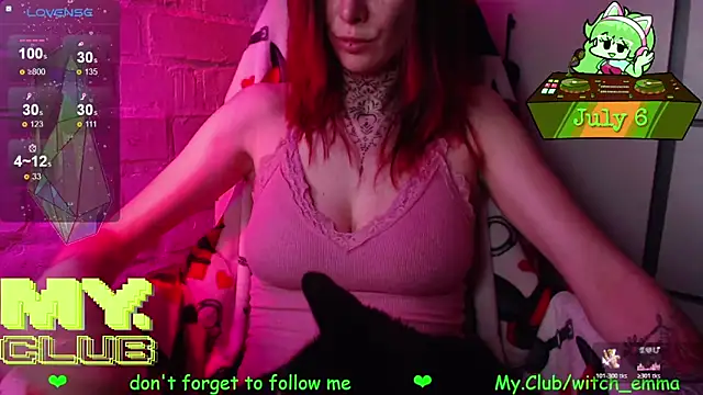 Witch_Emma webcam