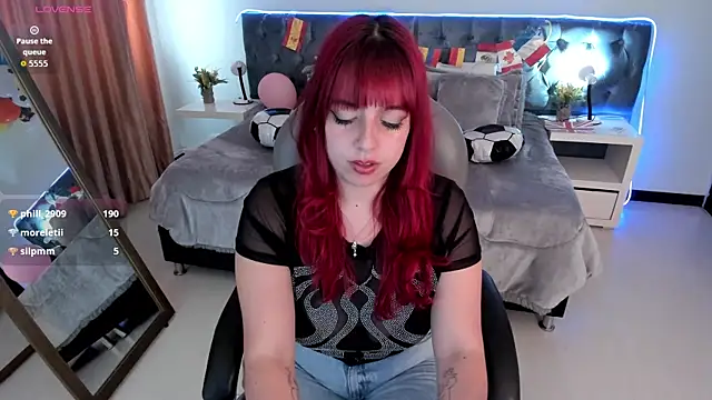 Blair_red_ webcam