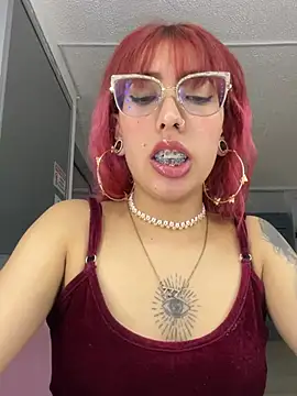 MeraSecretXXX webcam