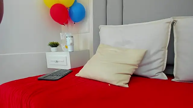 CannelaSmith webcam