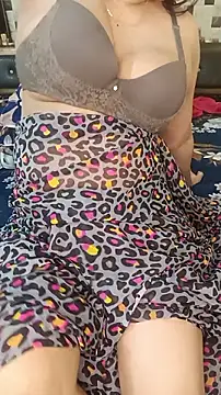 PRIYA_22 webcam