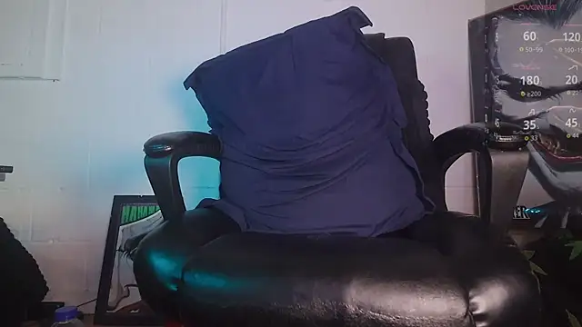 Pussypounder_10 webcam
