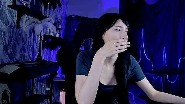 SeraphineSparda webcam