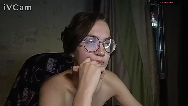 Alessa_Kiss webcam