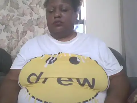 fat_ebonyqueen webcam
