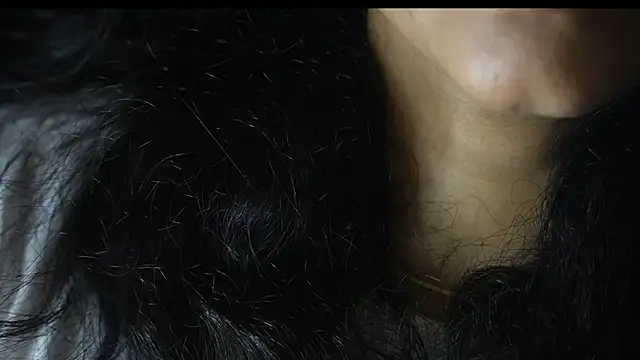 -AyeshaSinghania- webcam