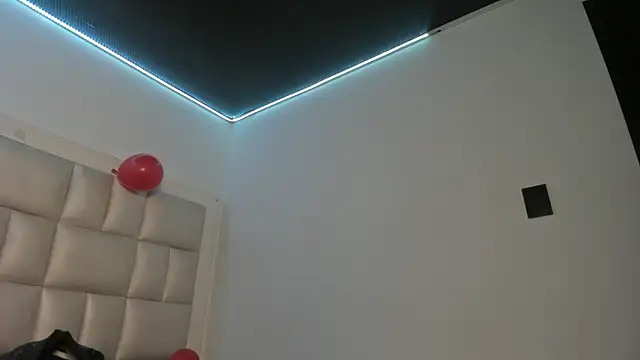 peyton__wat webcam