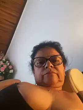 Sharongirl07 webcam