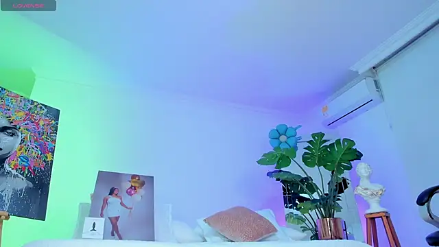 JANYLOVE__ webcam