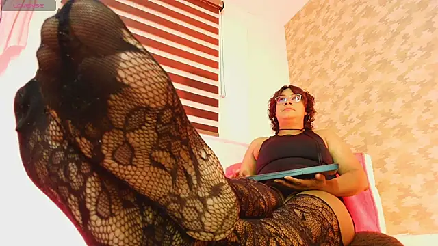 alexa_cruz__ webcam