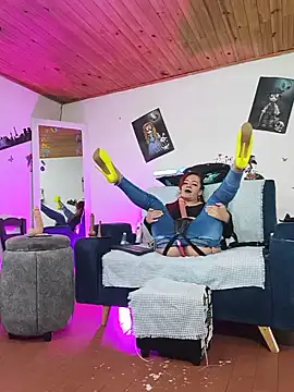 keila_j webcam