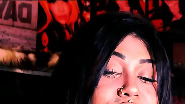 indian_dreamgirl webcam