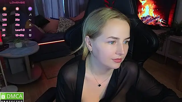 Mira_Mermayd webcam