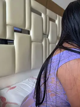 emily-Hornyy webcam