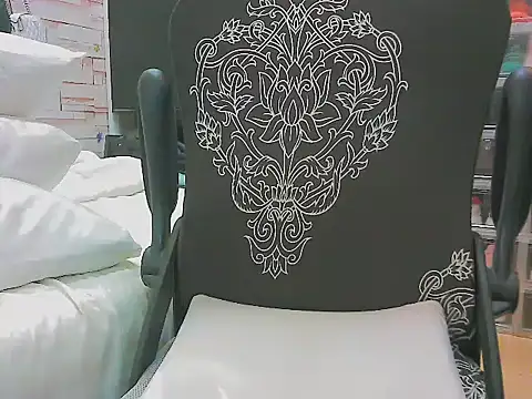 keepmepregnantT webcam