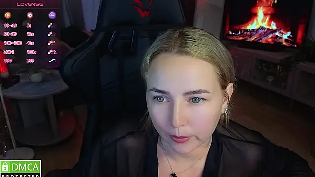 Mira_Mermayd webcam