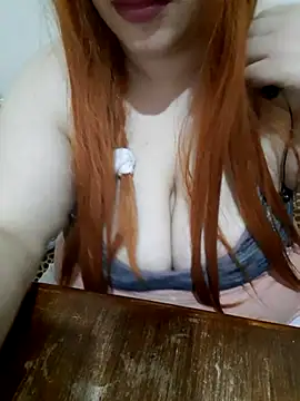 Madam_bezzzoul webcam