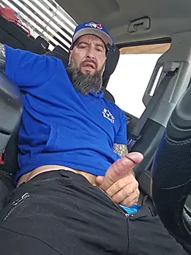Beardedtattood webcam