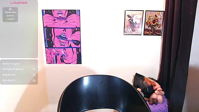 NicoleAsianHot1111 webcam