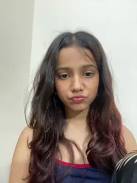 Maggie_748 webcam
