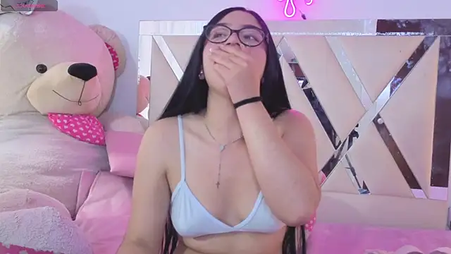 MILAH_TAY webcam