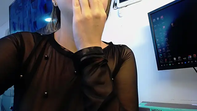 Sara_Harris7 webcam